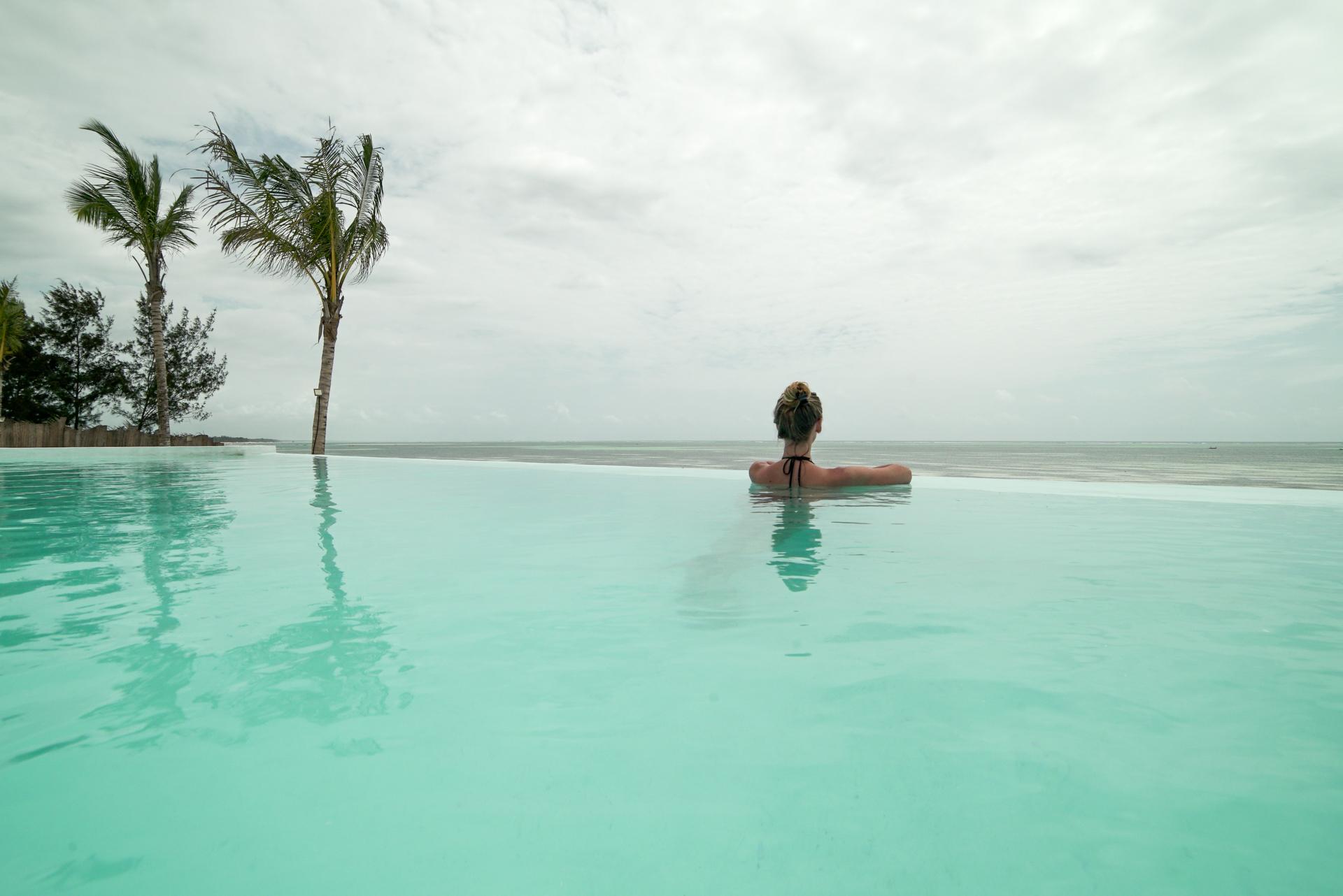 Zanbluu Beach Hotel Kiwengwa  Exterior photo