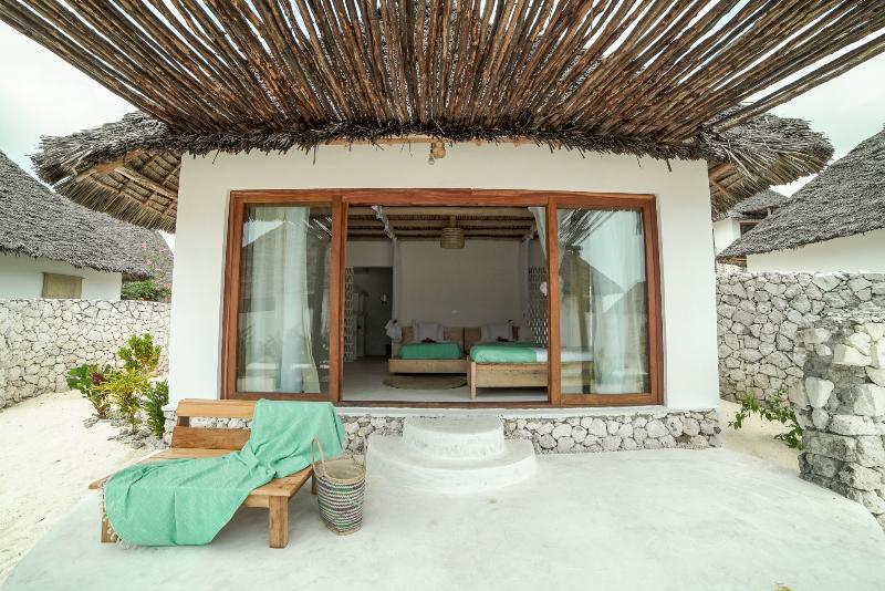 Zanbluu Beach Hotel Kiwengwa  Exterior photo